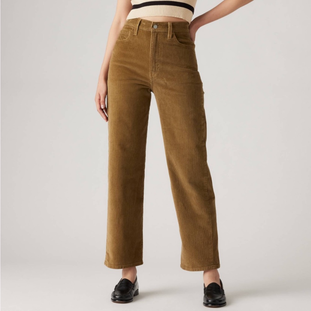 Levi Corduroy Wedgie Straight Pants